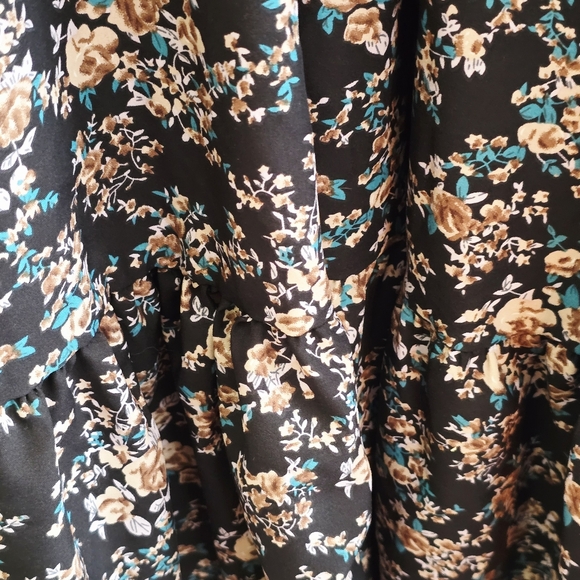 Floral Black Dress - Picture 4 of 5